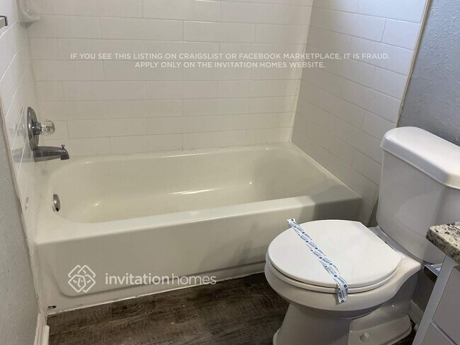 Building Photo - 4140 Moonraker