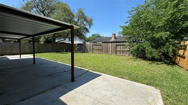 Building Photo - 10418 Towne Oak Ln