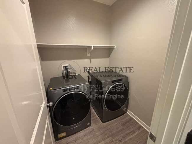 Building Photo - 12843 Greenstone Way