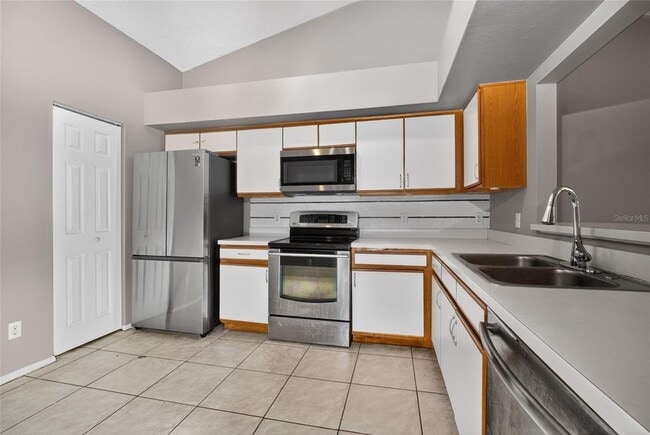 Building Photo - 861 Blackgum Ct