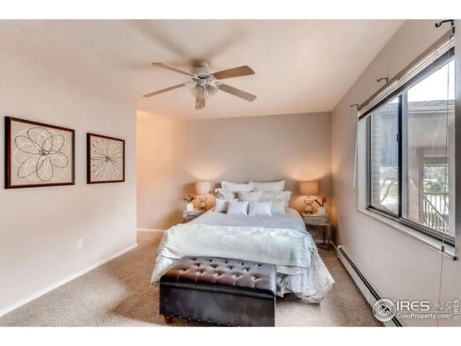 Building Photo - Furnished or Unfurnished Updated 2 Bed 2 B...