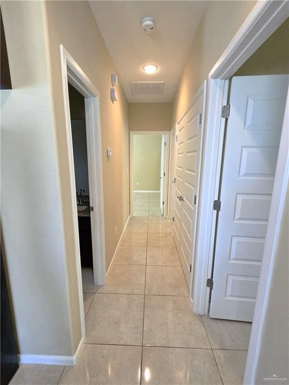 Building Photo - 1205 Bodark Dr