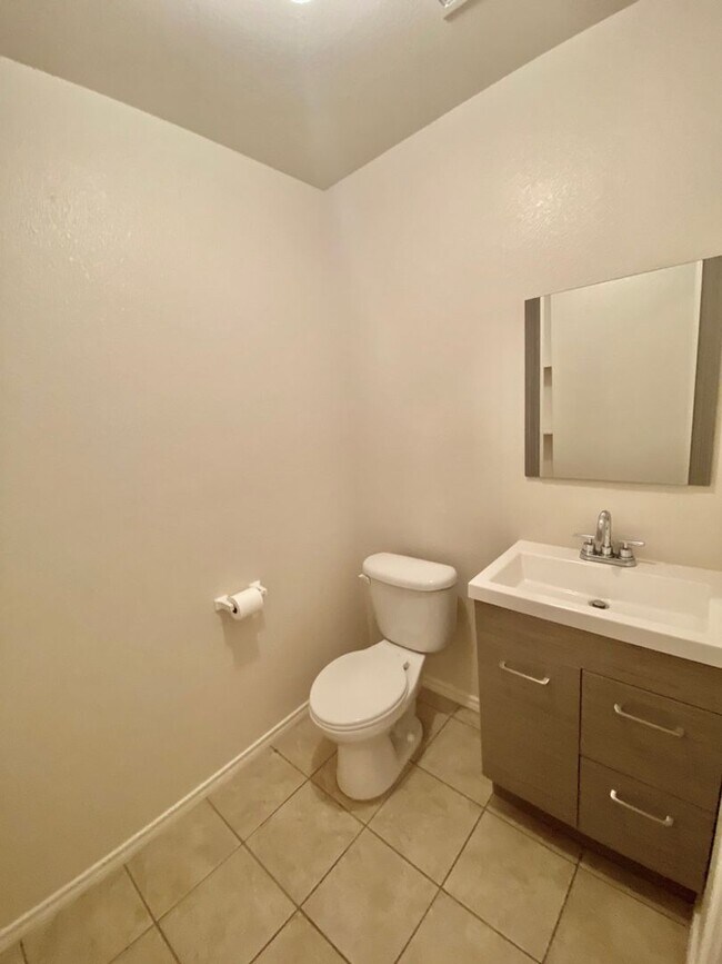 Building Photo - 100 Ramon Cardenas Dr
