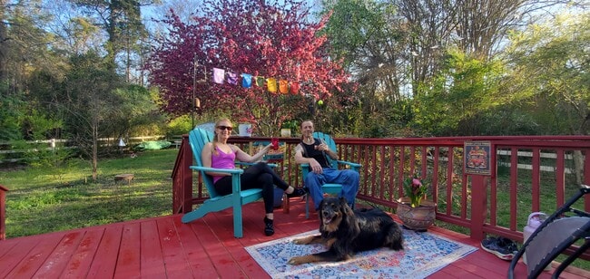 Building Photo - 683 Lakeside Dr