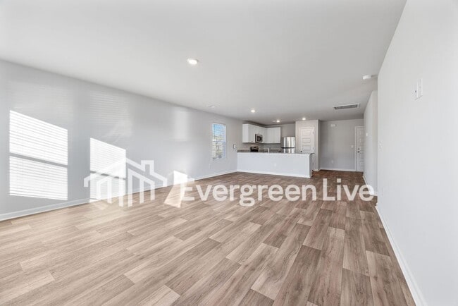 Building Photo - 1243 English Oaks St