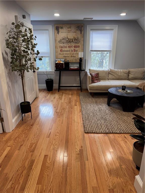 Building Photo - 93 Chapin Ave