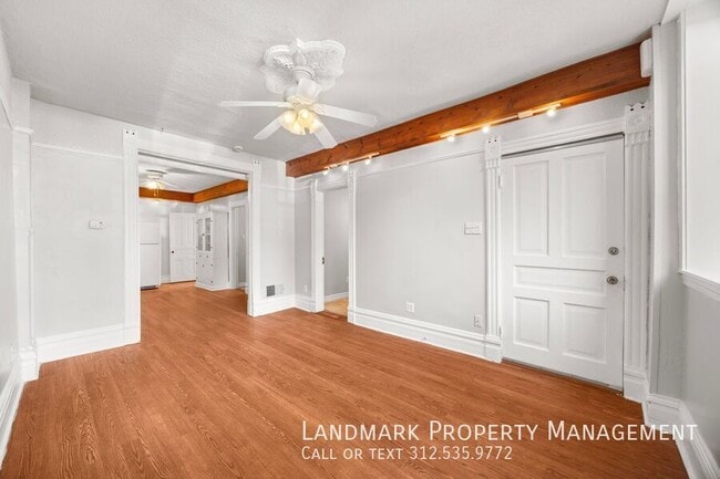 Building Photo - 1124 N Wolcott Ave