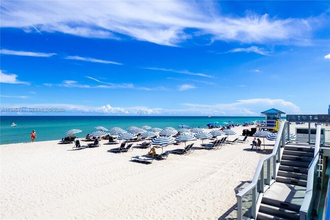 Building Photo - 3725 S Ocean Dr