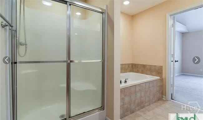 Building Photo - 43 Weslyn Park Dr