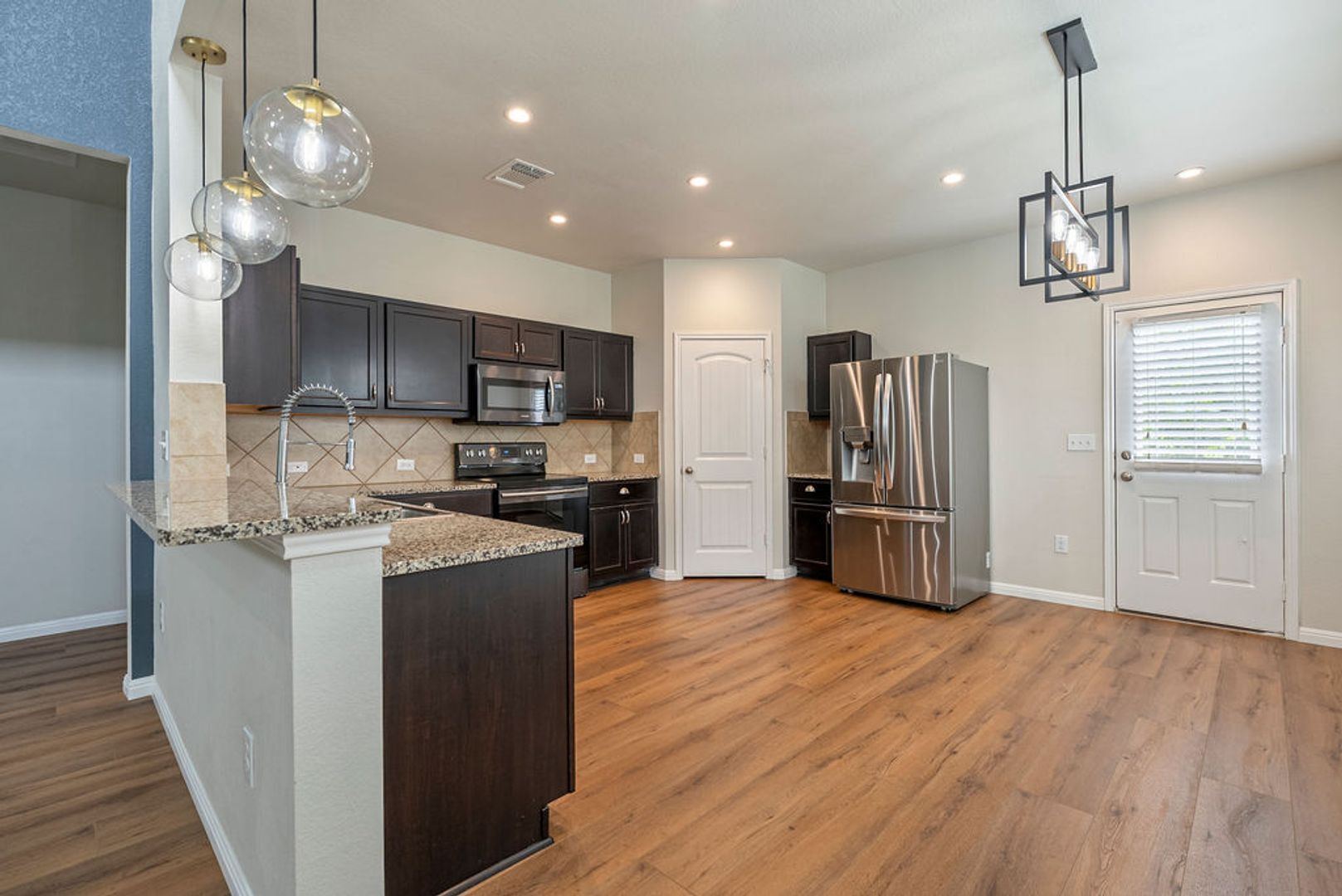 Building Photo - 3304 Ortman Dr