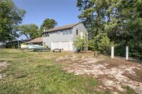 Building Photo - 5992 Ware Point Rd
