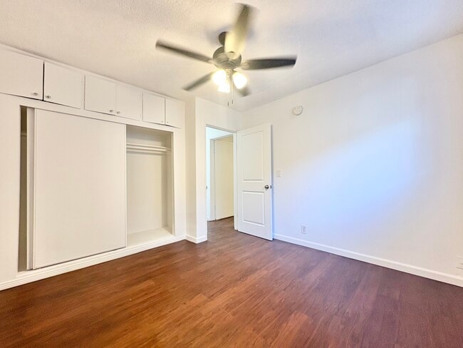 Building Photo - 11604 Sylvan St