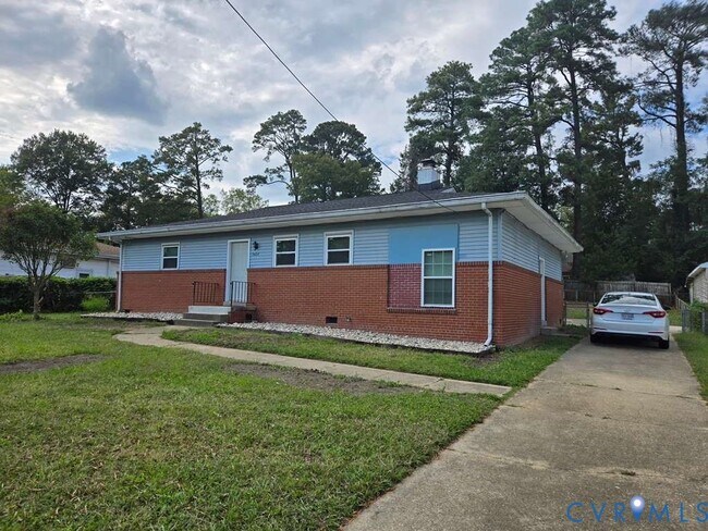 Primary Photo - 2604 Sunnybrook Rd