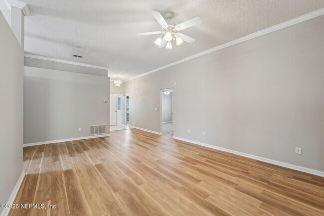 Building Photo - 1219 Stern Way