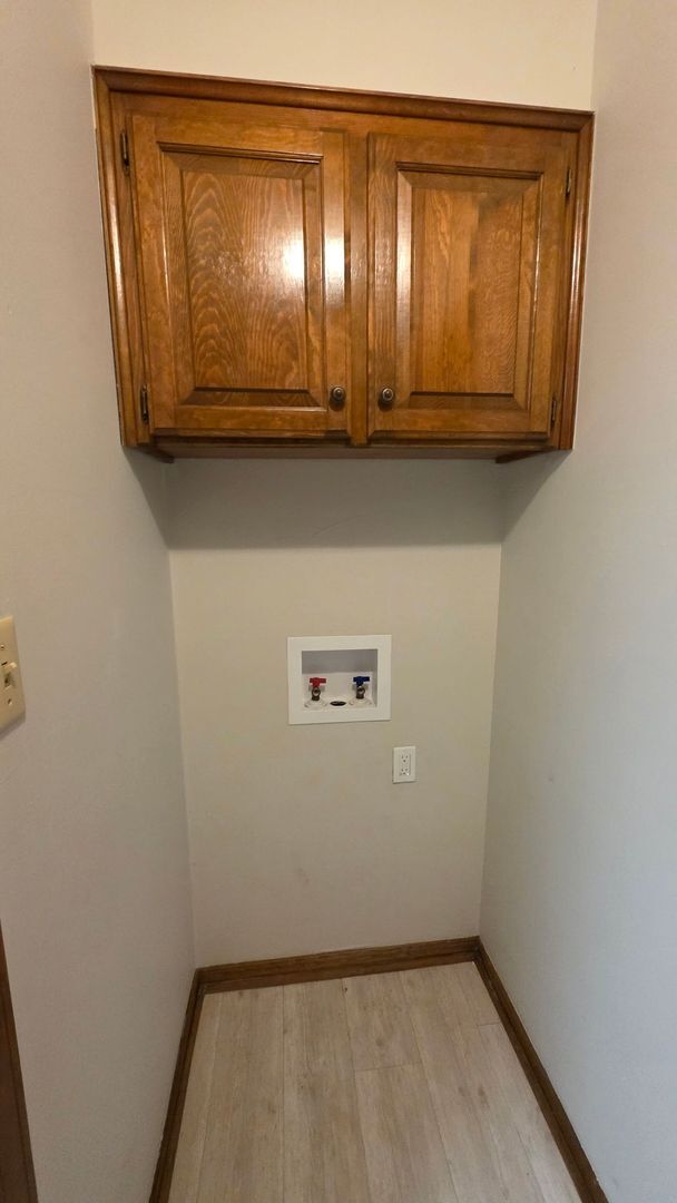 Building Photo - Wonderful 2 Bedroom Duplex In Bethany Ok.  $1250 Per Month!