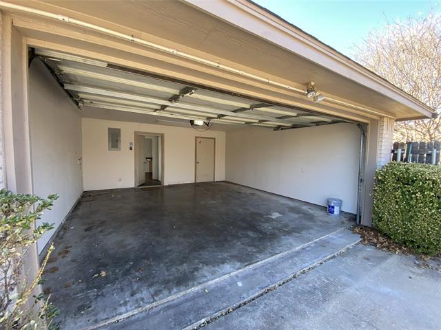 Building Photo - 614 S Arizona Dr