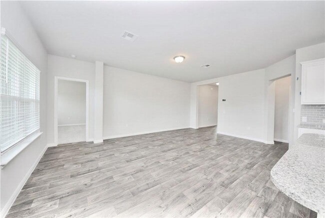 Building Photo - 1513 Fort Dessau Rd
