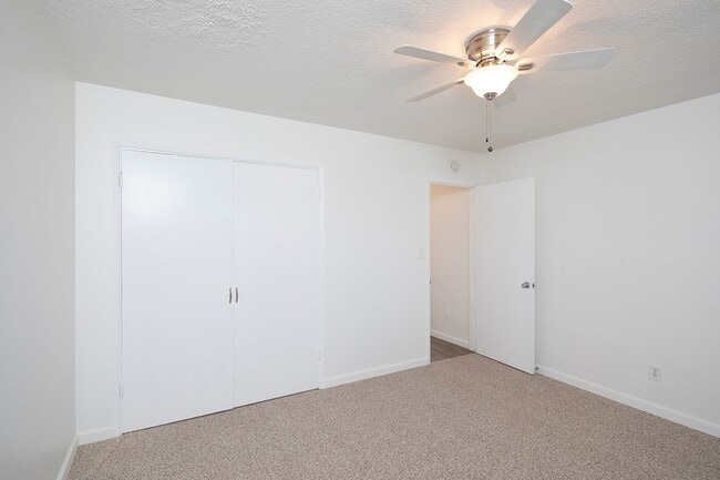 Building Photo - OPEN HOUSE: 1/31 10-11AM ~ 2b/1ba Conveniently Located in South Park!