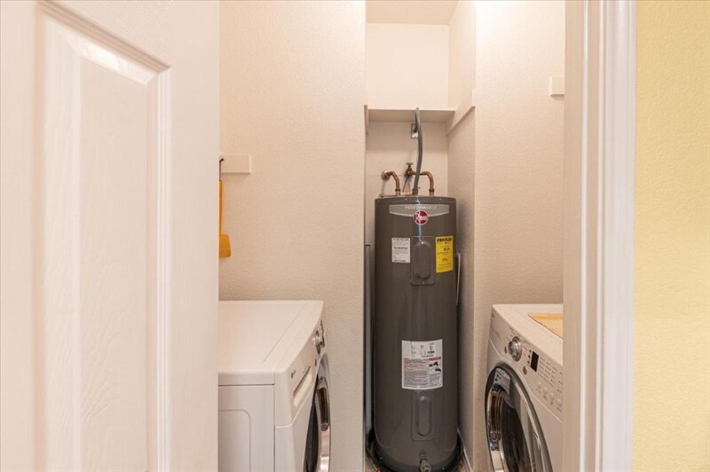 Building Photo - 400 Gaither St