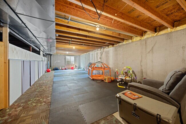 Building Photo - 407 Johnson Ave