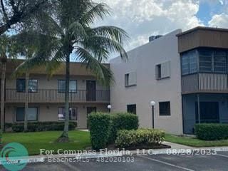 Building Photo - 9920 NW 68th Pl