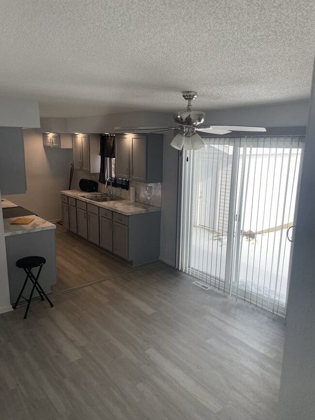 Building Photo - 6236 Natchez Dr