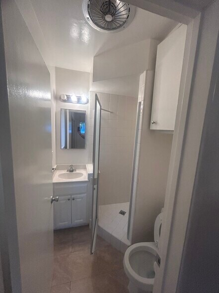 Building Photo - 8138 Pershing Dr