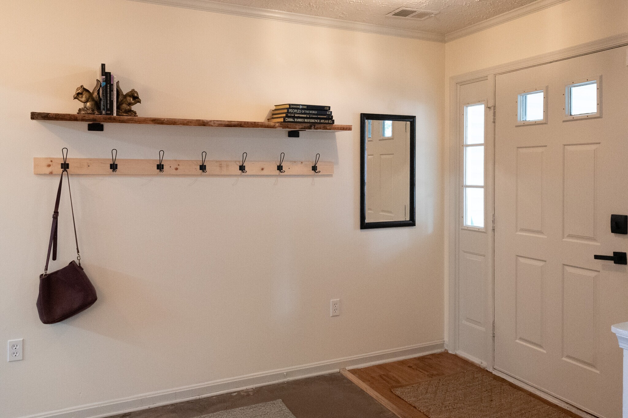 Foyer - 3270 Greenwich Ct