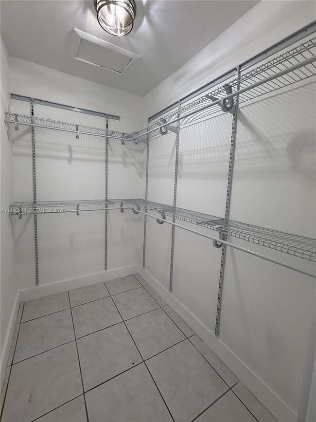 Building Photo - 820 Lorca St