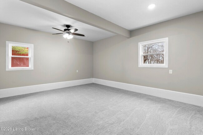 Building Photo - 58 Riverside Ln