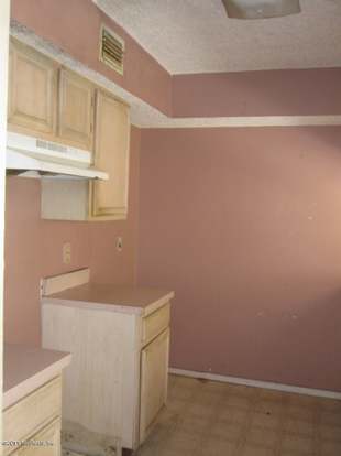 Building Photo - 10994 Traci Lynn Dr