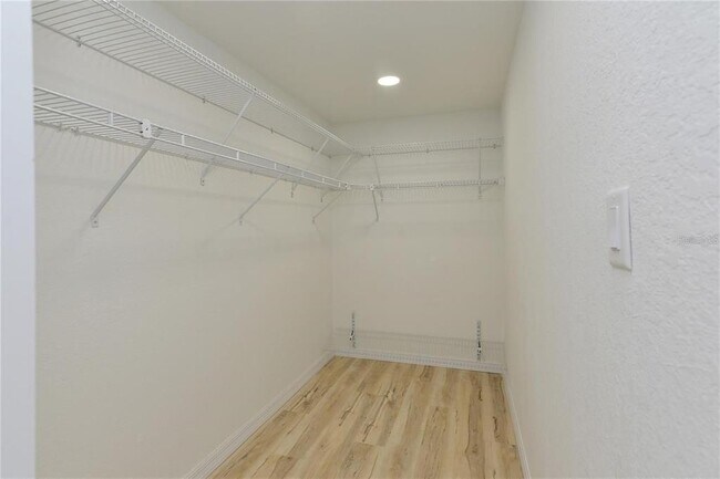 Building Photo - 300 Woodette Dr