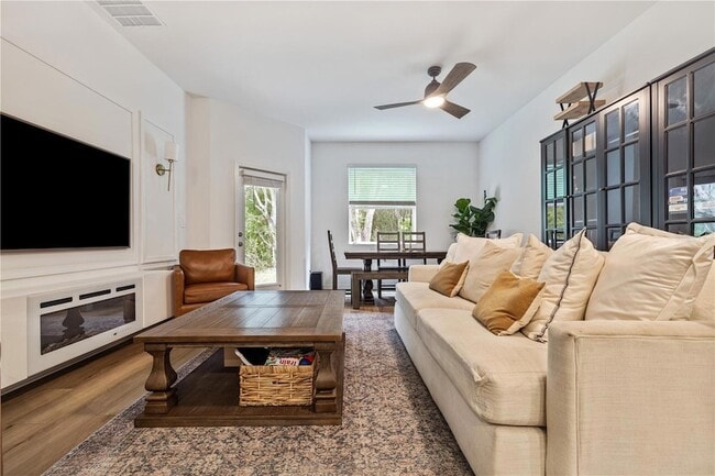 Building Photo - 10070 Trumpet Honeysuckle Wy