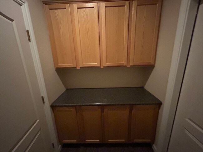 Building Photo - 3716 E Vassar Ct
