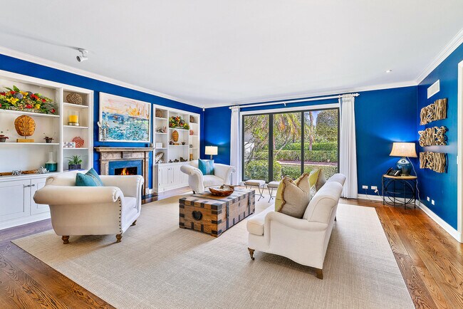 Building Photo - 330 S Beach Rd
