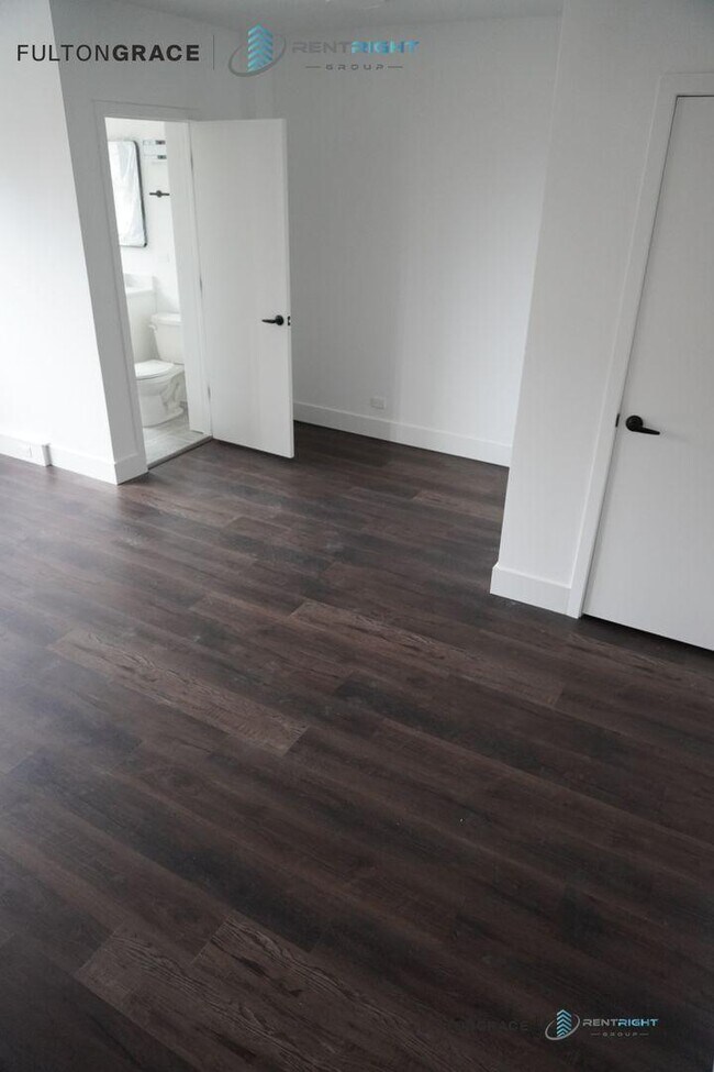 Building Photo - 0 bedroom in Chicago IL 60660