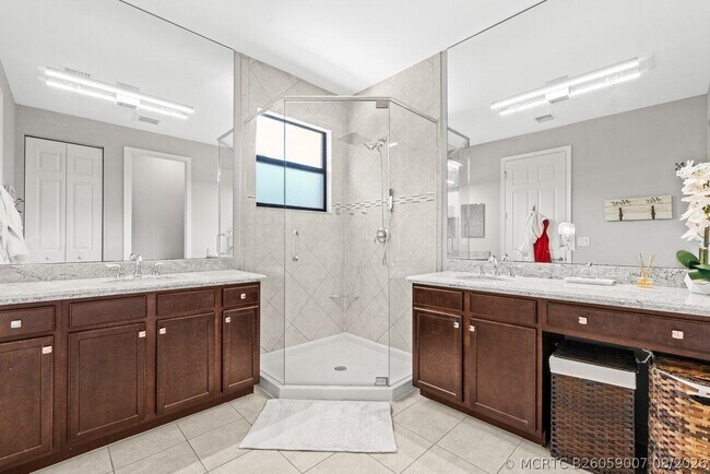 Building Photo - 8128 Snowflake Obsidian Trail