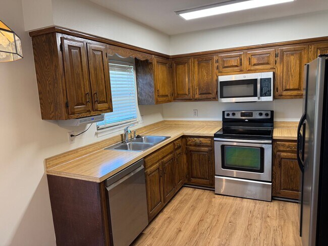 Building Photo - Brentwood Pointe Condo in Cool Springs