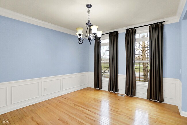 Building Photo - 13720 Akers Dr