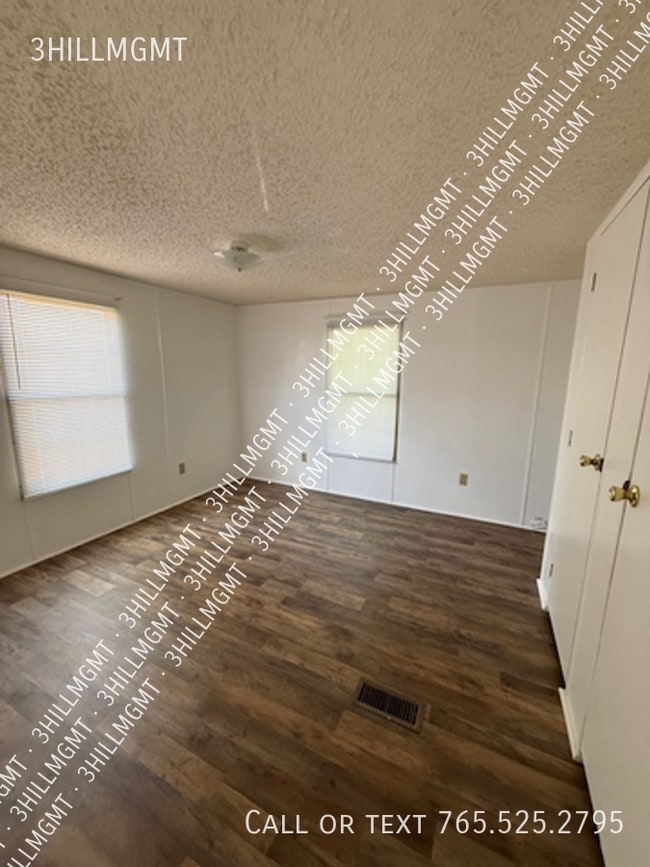Building Photo - 272 Vly Brk Cir