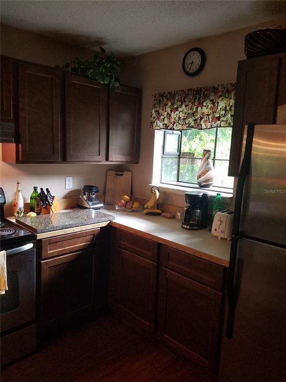 Building Photo - 630 Newburyport Ave