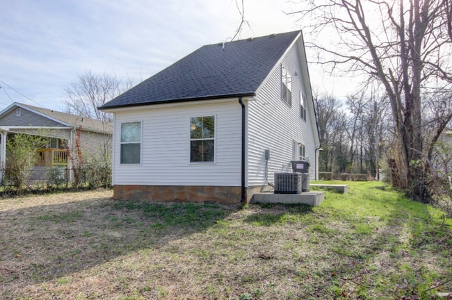 Building Photo - 1253 Dodd St