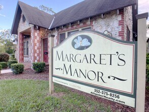 Building Photo - Margaret's Manor - 2 Bedroom, 1 Bathroom in Sorority Row
