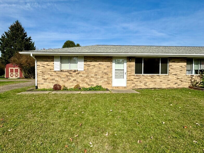 Building Photo - 7417 Rob St NW