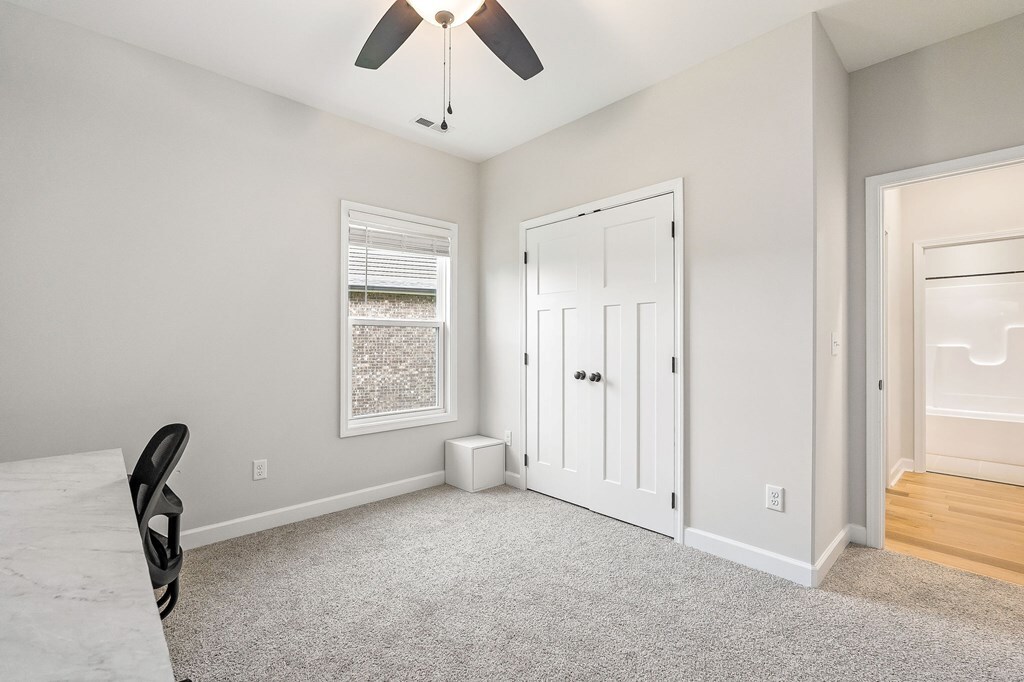 Building Photo - 1116 Cross Pointe Dr