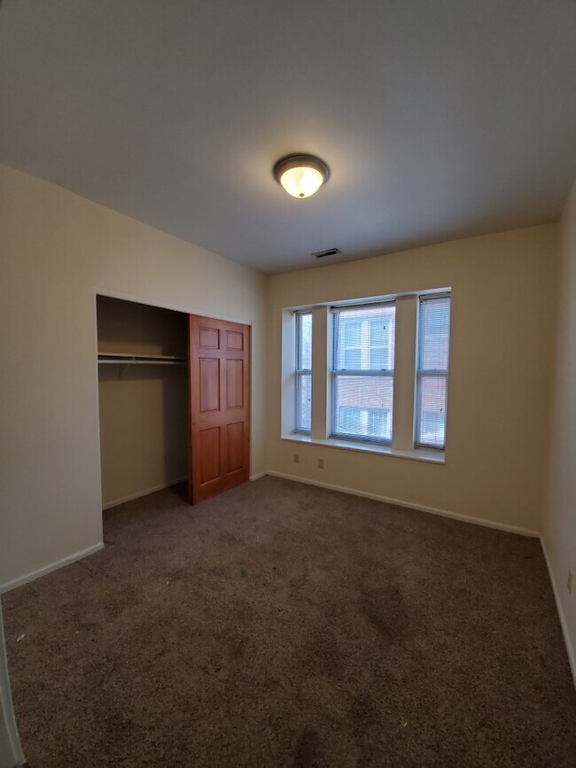 Building Photo - 308 Laurel St