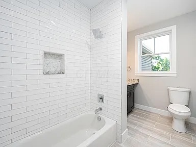 Building Photo - 1436 Oak St