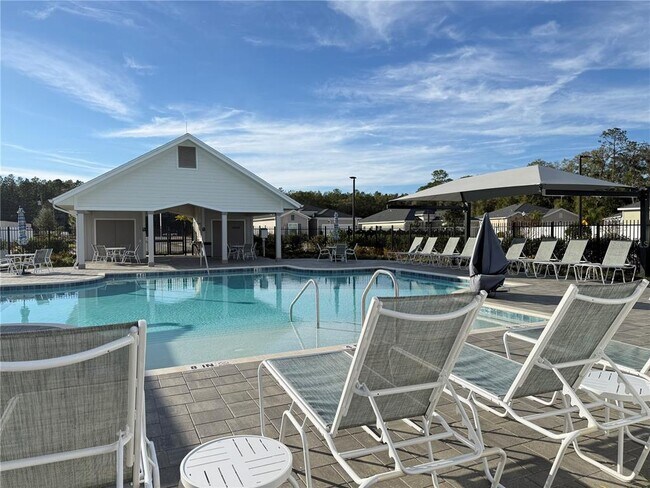 Building Photo - 7656 SW 74th Lp