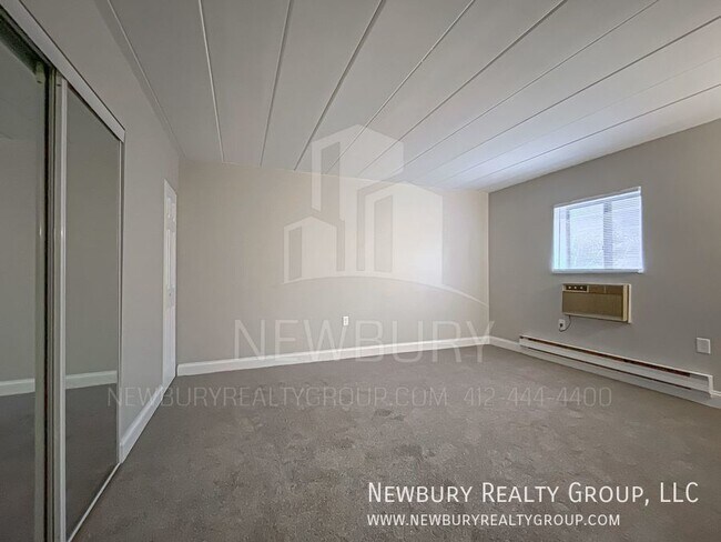Building Photo - 1810 Chessland St
