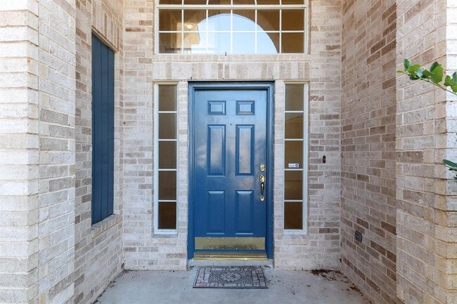 Building Photo - 8313 Canola Bend